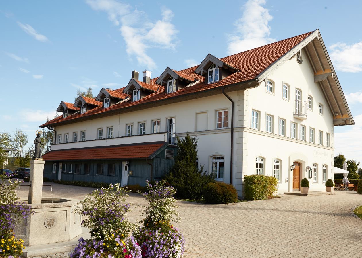 Pfaffinger Hof Hotel Exterior photo